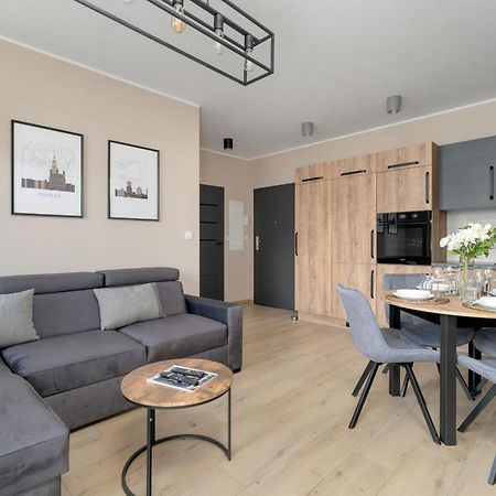 Cosy And Bright Apartment With Parking In Poznan By Noclegi Renters Exteriér fotografie